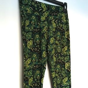 LuLaRoe Buttery Soft Leggings Paisley  One Size